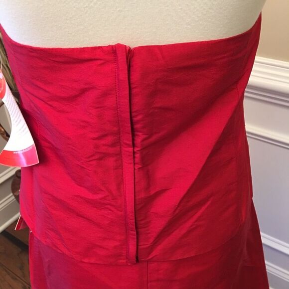 The Red Dress Collection 2-Piece Silk Dress 8/10 - Picture 6 of 8